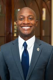 Jackson County Campus dean receives national Excellence in Administration  award