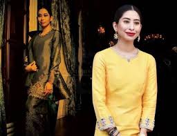 Nicole scherzinger posts instagram pictures of herself in johor where she attended the johorean princess' wedding and dined at kfc! Johor Princess And S Pore Based Beau Release Pre Wedding Photos