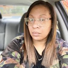 Karmen Brown's Instagram, Twitter & Facebook