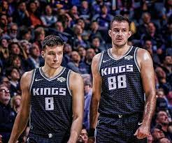 Sacramento kings players bogdan bogdanovic and nemanja bjelica join ana and vlade divac foundation to donate medical supplies to serbian both, bogdanovic and bjelica are in lockdown in sacramento, but much of their family still live in the balcan country. Nba Serbia Bogdan Bogdanovic I Nemanja Bjelica Postigli Facebook