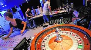 Clermont et perpignan en rentrant à vide d'agen. Casino Valence Votre Soiree Jeu Et Dner Dans Un Casino Moderne