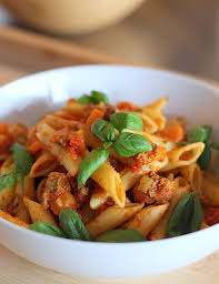 pasta met ragu van kalfsworst francesca kookt recept in 2020 recept pasta pasta maaltijden gezonde recepten