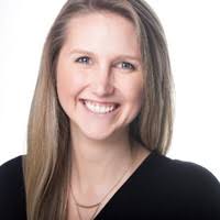 Lindsay Hazlett's Instagram, Twitter & Facebook