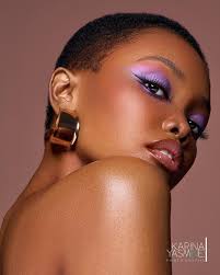 EQUILIBRIUM Photographed & Retouched by @raywardvisual Concept and  Direction by @paintedbynia @raywardvisual Make up & Hair by @paintedbynia  All accessories by @paintedbynia 3D artist and On-set creative @orenjienji  Studio and Lighting by @