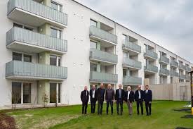 Sie sind auf wohnungssuche und möchten eine wohnung in ried mieten? Ried Vorletzter Bauteil Der Wohnanlage Riedauer Strasse Fertig Gestellt