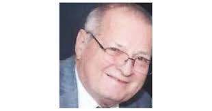 Carl Howell Obituary (2016)