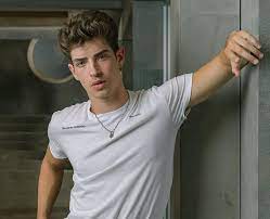 Discover images and videos about manu rios from all over the world on we heart it. Manu Rios 15 Facts About The Elite Actor You Need To Know Popbuzz