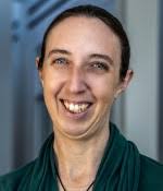 Elaine Denny's Instagram, Twitter & Facebook