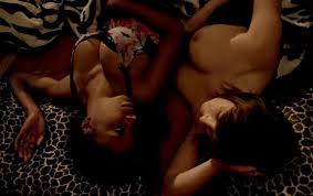Shameless lesbian sex scene