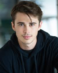 Allen Logan's Instagram, Twitter & Facebook