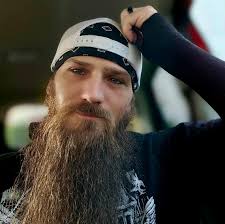 Riley Hawk finds a way and grinds it out ♠️