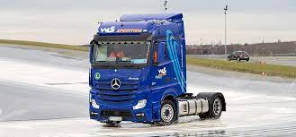Check spelling or type a new query. Berufskraftfahrer Weiterbildung Lkw Fahrtraining De