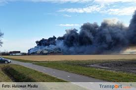 Overtollig en vervangen materieel zal via het netwerk van troostwijk auctions zijn weg vinden naar de nieuwe gebruiker. Transport Online Grote Brand Bij Schoenmaker Transport In Vlagtwedde Foto S Video S