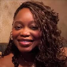 Anyone who bought the whole frozen lobsters have any issues with them being  green?