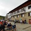 Top 5 cele mai spectaculoase trasee montane de toamnă. Https Encrypted Tbn0 Gstatic Com Images Q Tbn And9gcq9m1uvgllcqxwbqwgps3jsx2r Y5hafyplprkrykodoupam7aq Usqp Cau