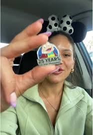 Hidden Mickey Mystery Pack 2025