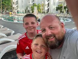 Steve Cribb in people