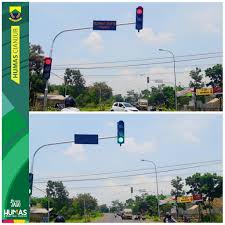 Pt tirta investama atau yang dikenal dengan aqua merupakan sebuah perusahaan pelopor air mineral dalam kemasan di indonesia. Humas Cianjur Pemerintah Kabupaten Cianjur Melalui Facebook