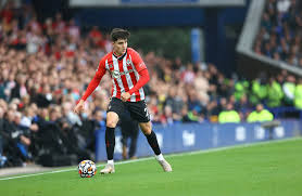 Jun 28, 2021 · southampton and brighton & hove albion are among the clubs interested in signing chelsea starlet tino livramento this summer, goal.com's nizaar kinsella claims. Chelsea Academy Graduate Tino Livramento S Southampton Bow Labelled One Of The Best Young Debuts Despite Premier League Defeat At Everton