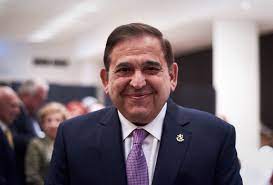 Ancira compró ahmsa al gobierno mexicano en 1991, cuando fue privatizada la industria del acero. Alonso Ancira El Mexicano Que Es Dueno De Las Minas Del Rey Salomon