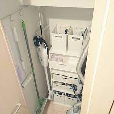 ちょっと便利がうれしい ワイパーと粘着ローラーの収納術 掃除道具 収納 賃貸 収納 掃除用具 収納