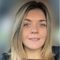 Clarissa Gamble's Instagram, Twitter & Facebook