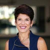 Roberta Kahn's Instagram, Twitter & Facebook