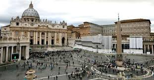 Lo ior formalmente non fa parte della santa sede, ha bilanci e amministrazione indipendenti e i fondi depositati non appartengono al vaticano. Il Papa Riforma Lo Ior Ma Non Lo Chiude Dara Ancora Servizi Finanziari A Chiesa Il Fatto Quotidiano