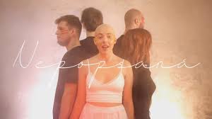 Anna slováčková se vyzpívala ze všech bolestí i strachů: Anna Julie Slovackova Band Nepopsana Youtube