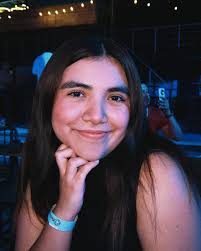 abril campos (@abril_acampos) • Instagram photos and videos