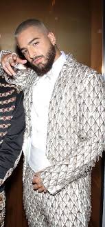 Celeb Photos Maluma Debuts Bleached Buzzcut Met Gala Celebria Atrl Blonde Guys Sartorial Beard Look