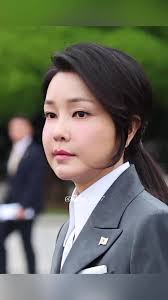 Ngày 6/10, Tổng thống Yoon và phu nhân Kim Heon Hee khởi hành chuyến t...