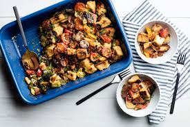 Tuna casserole is a hearty meal that's easy to make with ingredients you probably have on hand. 73 Easy Casserole Recipes That We Keep Coming Back To Epicurious