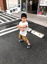 微妙な違いが重要！ ヒーローの決めポーズ！ : とおちゃんと、はっちゃん。