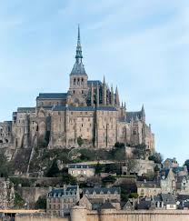 La Mere Poulard Omelet Mont Saint Michel Mont Saint Michel France Places To Go Places To See