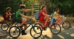 Após o sumiço do floquinho, cebolinha vai precisar da ajuda de seus inseparáveis amigos mônica, cascão e magali para bolar um de seus planos infalíveis e. Turma Da Monica Lacos Ganha Segundo Trailer Oficial Com Muita Aventura E Sustos Veja Quem Series E Filmes