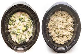 Top keto chicken breast recipe ideas! Keto Creamy Broccoli Chicken Cauliflower Rice Casserole Tastes Lovely