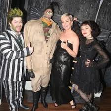 Backpack kid dancing dancing backpack kid snl backpack kid backpack kid dancing katy perry russel horning snl snl backpack kid swish swish dance boy at katy perry performance boy dancing. 120 Broadway Love Ideas Theatre Kid Musicals Musical Theatre