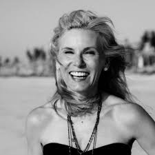 Thank you @greenwichlifestylemag⁠ 💙⁠ ⁠ It is such a pleasure for me to  keep doing what I do for my favorite community in the world! ⁠ ⁠ If you're  looking to make