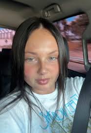 Addison Weeks (@addisonweeksm)