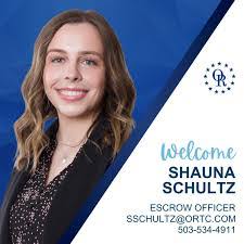 Shauna Schultz's Instagram, Twitter & Facebook