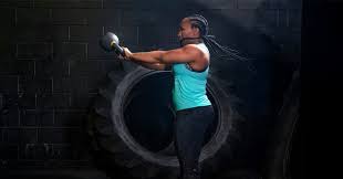 How To Use A Kettlebell: 5 Kettlebell Exercises For Beginners - Girls Gone  Strong