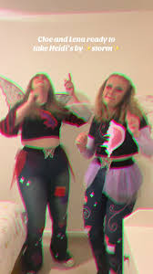 You know Heidis hates to see us coming 🧚‍♂️ #BRATZ #FASHION #PIXIEZ  #halloween #cloe #Lena #bratzdoll #brattitued #fyp #slay #heidisbierbar  #diy #costume #bratzfashionpixiez @rhiaperry11