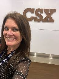 Myra Simons's Instagram, Twitter & Facebook