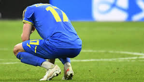 Триразовий чемпіон англії, найкращий гравець своєї. Aleksandr Zinchenko Futbolist Ukraina Manchester Siti Sport Ekspress