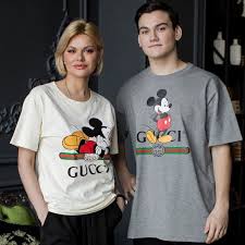 Ирина викторовна круг — российская эстрадная певица, исполнительница русского шансона, многократная обладательница премии «шансон года», вторая жена и вдова михаила круга. Irina Krug Trogatelno Pozdravila Syna S 18 Letiem Vokrug Tv