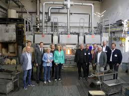 Finden sie echte kundenbewertungen und bewertungen oder schreiben sie ihre eigene bewertung. Glas Als Gestaltungsmittel Dort Diskutieren Wo Es Herkommt Glasregion Arberland