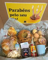 Café Da Manhã Para O Dia Dos Pais Festa Na Caixa Tutoriais E 80 Ideias Para Voce Fazer A Sua Tua Casa Cesta De Cafe Da Manha Festa Na Caixa Romantica Cestas Gourmet