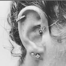 Maybe you would like to learn more about one of these? Piercing Anti Helix Anneau Par Nat Tarawa Cap D Agde Tarawa Studio Tattoo Piercing