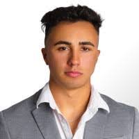 Alex Crespo's Instagram, Twitter & Facebook